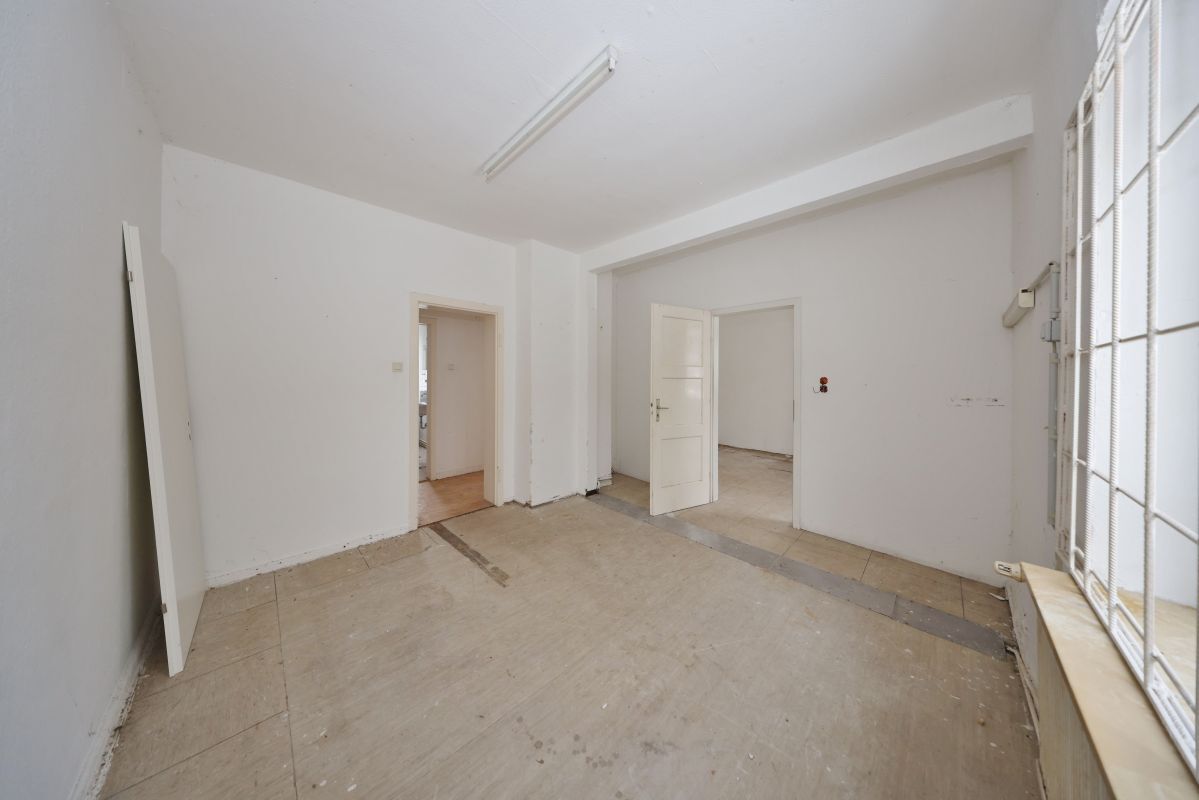 Büro/Lager Büro/Lager