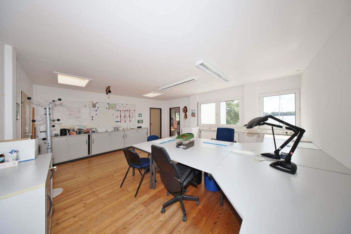 Büro Nr. 3 Büro Nr. 3