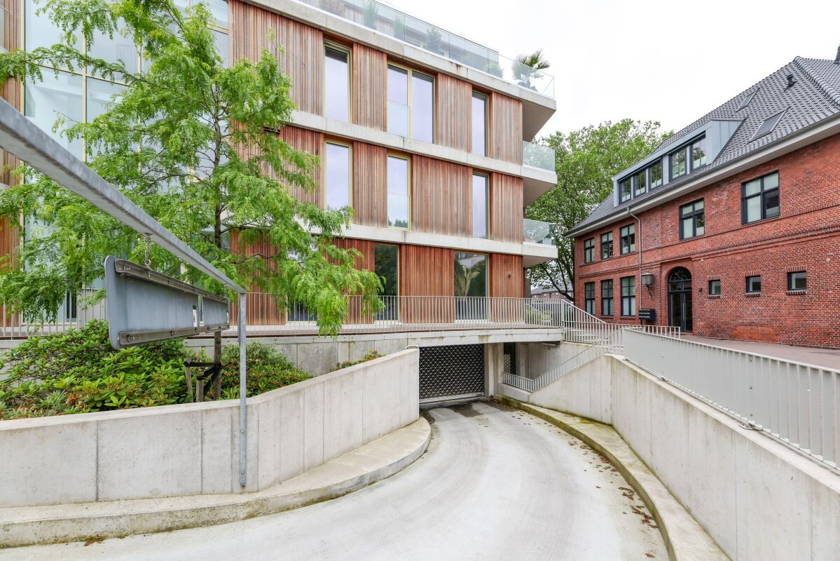 Einfahrt zur Tiefgarage Einfahrt zur Tiefgarage