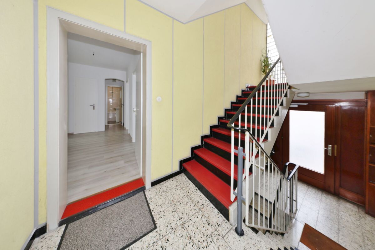 Wohnung Hochparterre rechts Wohnung Hochparterre rechts