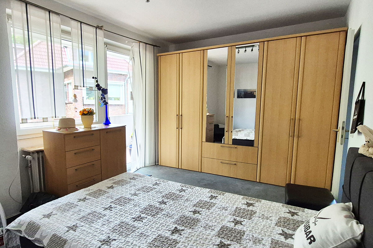 Schlafzimmer mit Zugang zum zweiten Balkon Schlafzimmer mit Zugang zum zweiten Balkon