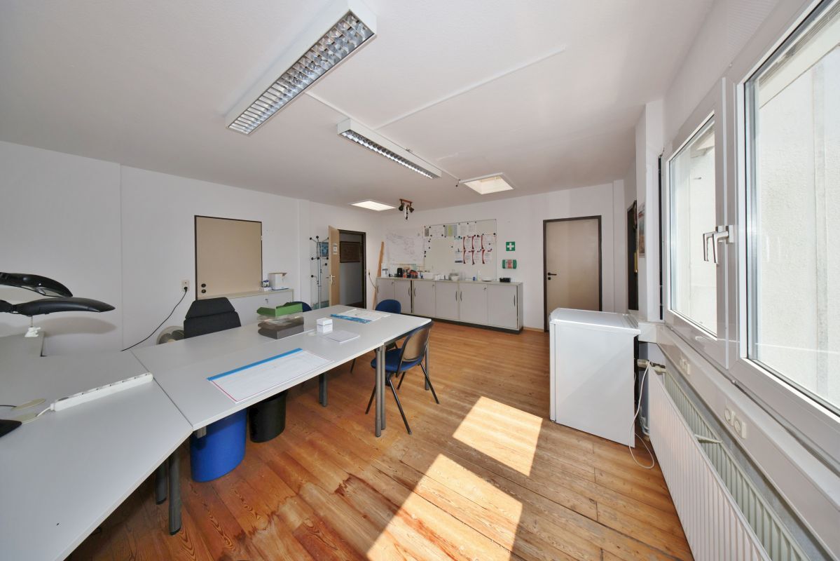 Büro Nr. 3 Büro Nr. 3