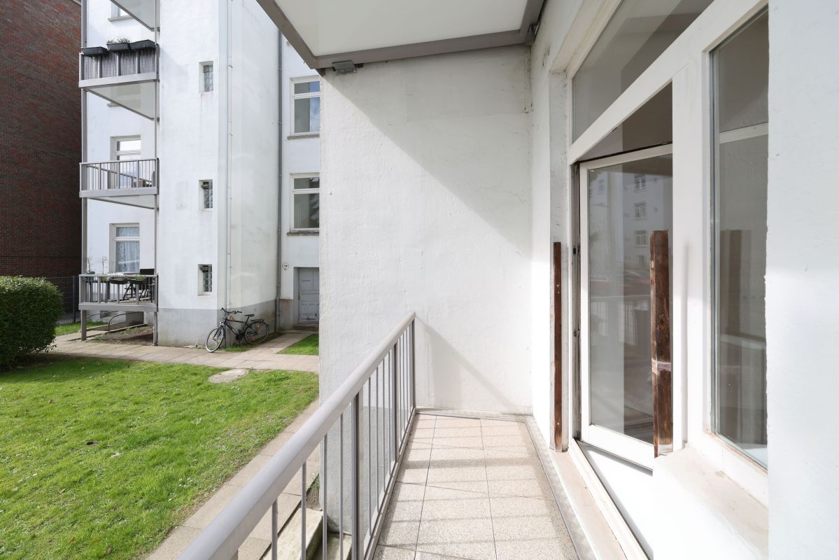 Balkon mit Blick in den Gartenbereich Balkon mit Blick in den Gartenbereich