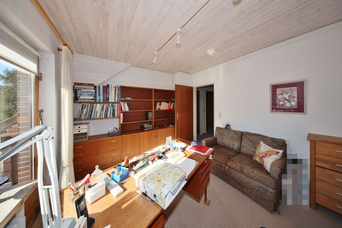 Zimmer mit Zugang zum Balkon Zimmer mit Zugang zum Balkon