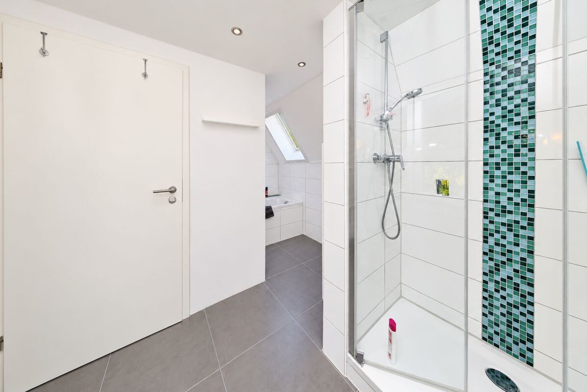 ...Dusche und... ...Dusche und...