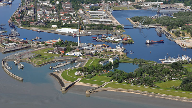 Wilhelmshaven - Luftaufnahmen Nordseekueste 2012 05 D90 by RaBoe 123 web Innenstadt